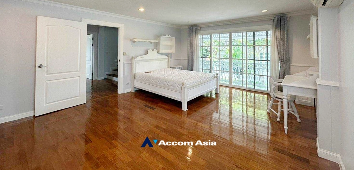 7  3 br House For Rent in Bang Na ,Bangkok BTS Bearing at Fantasia Villa 3  AA22059