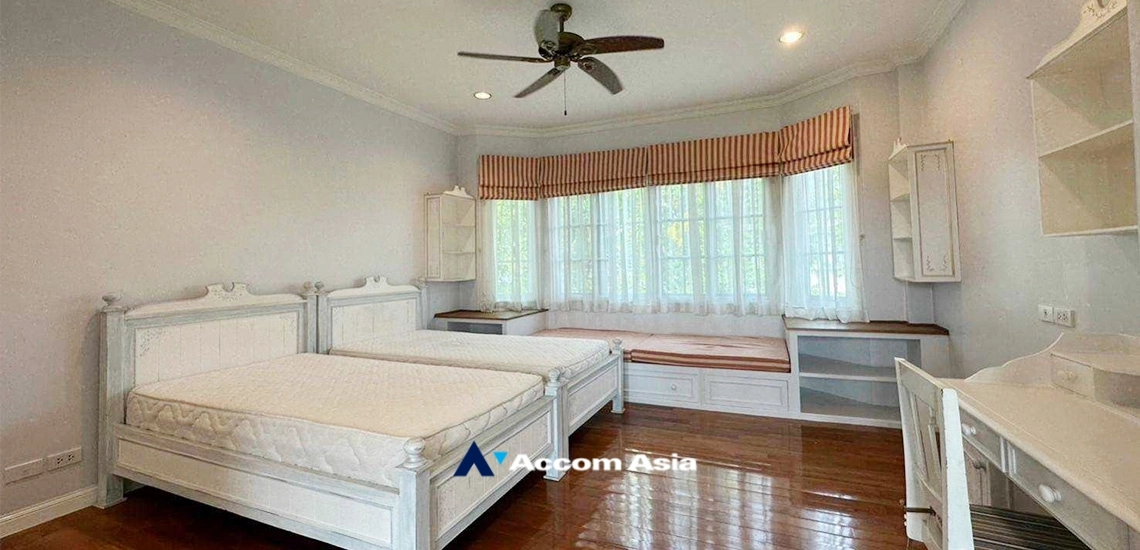 10  3 br House For Rent in Bang Na ,Bangkok BTS Bearing at Fantasia Villa 3  AA22059