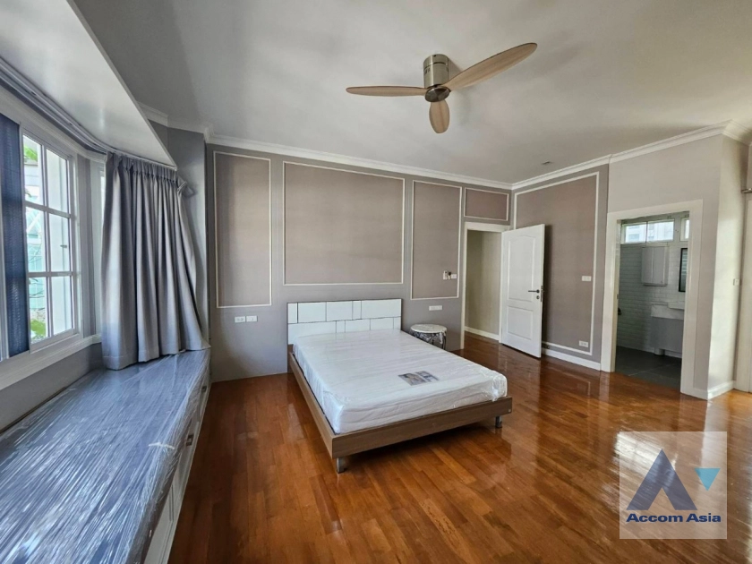 7  3 br House For Rent in Bang Na ,Bangkok BTS Bearing at Fantasia Villa 3  AA22061