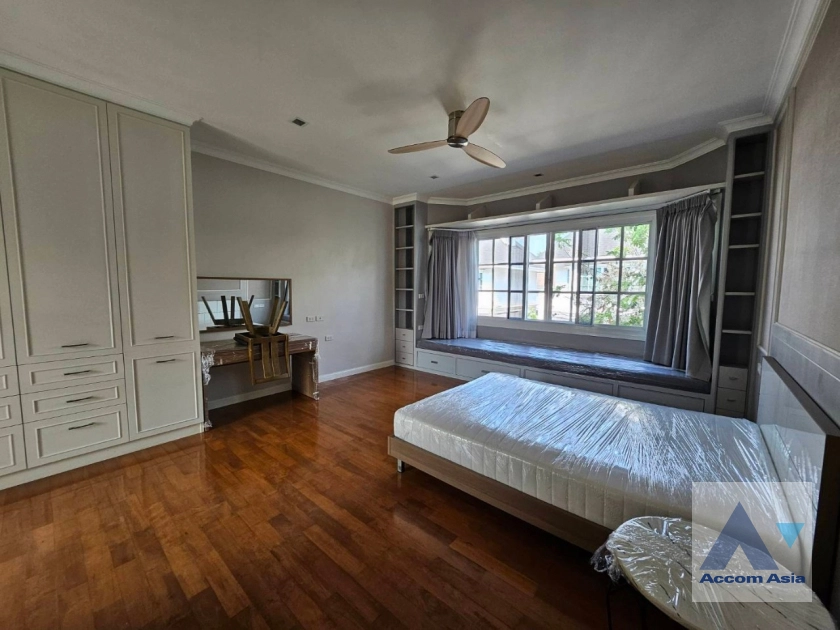15  3 br House For Rent in Bang Na ,Bangkok BTS Bearing at Fantasia Villa 3  AA22061