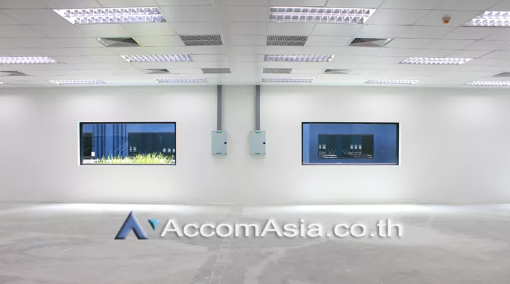 unit Office space For Rent in Sathorn, Bangkok  near BTS Surasak (AA22073)