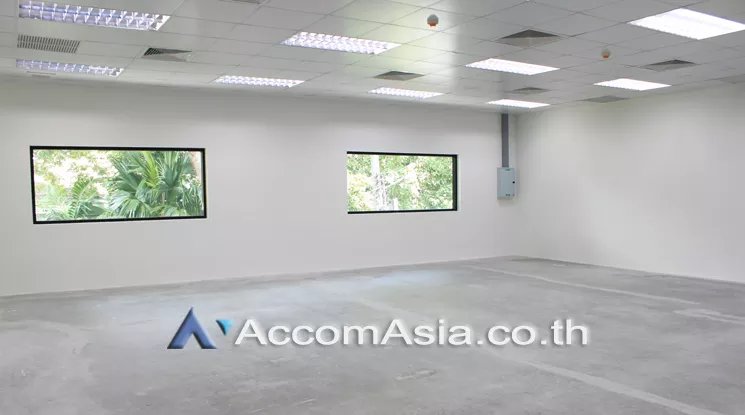  1  Office Space For Rent in Sathorn ,Bangkok BTS Surasak at Bhiraj Tower At Sathorn AA22075
