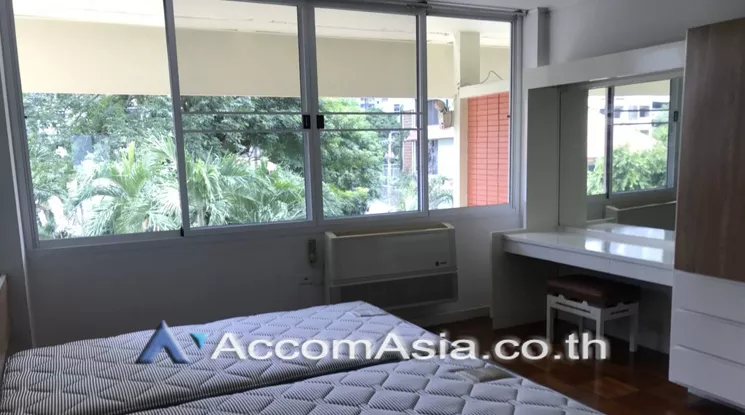 5  2 br Apartment For Rent in Sukhumvit ,Bangkok BTS Asok - MRT Phetchaburi at Greenery garden and privacy AA22081