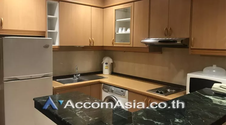 unit 1 Bedroom  Condominium For Rent in Ploenchit, Bangkok  near BTS Chitlom (AA22084)