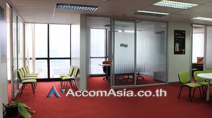  1  Office Space For Rent in Ratchadapisek ,Bangkok MRT Rama 9 at Chamnan Phenjati Business Center AA22096