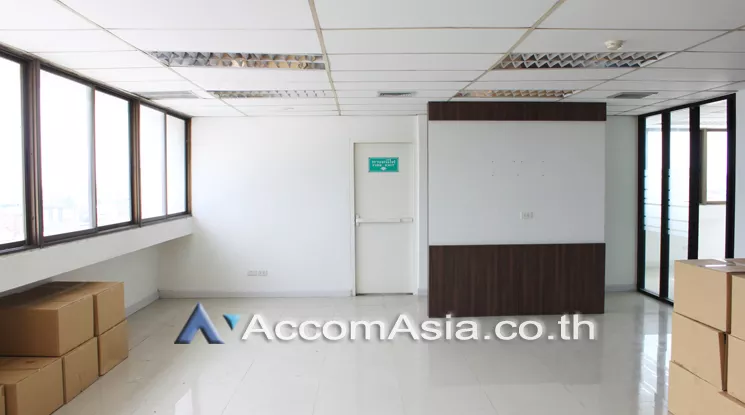 2  Office Space For Rent in Ratchadaphisek ,Bangkok MRT Thailand Cultural Center at Amornphan 205 AA22097