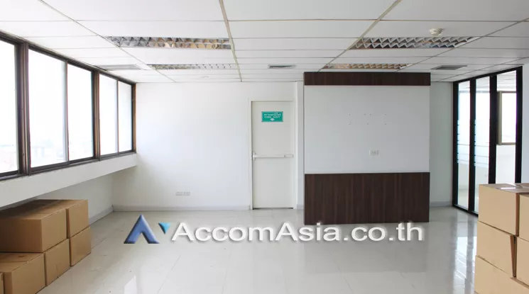  2  Office Space For Rent in Ratchadapisek ,Bangkok MRT Thailand Cultural Center at Amornphan 205 AA22097