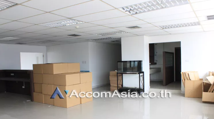  1  Office Space For Rent in Ratchadaphisek ,Bangkok MRT Thailand Cultural Center at Amornphan 205 AA22097