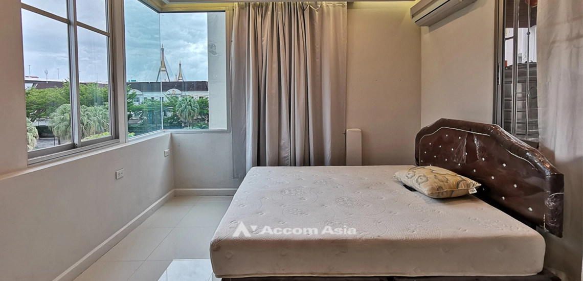 8  3 br Townhouse For Rent in Sathorn ,Bangkok BRT Wat Dan - BRT Wat Priwat at Baan Klang Krung Grande Vienna Rama 3 AA22098