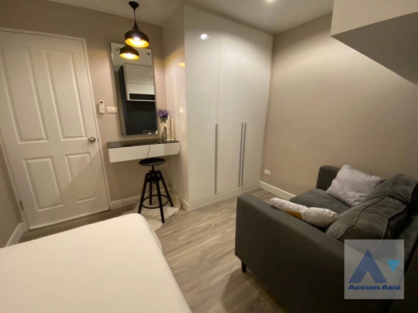 15  3 br Condominium for rent and sale in Ratchadaphisek ,Bangkok MRT Rama 9 at Belle Grand Rama 9  (Belle Avenue) AA22109