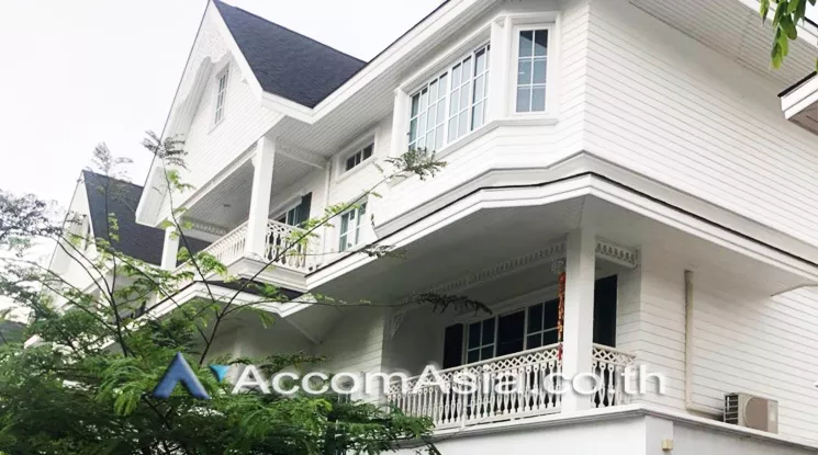  2  3 br House For Rent in Bangna ,Bangkok BTS Bearing at Fantasia Villa AA22116