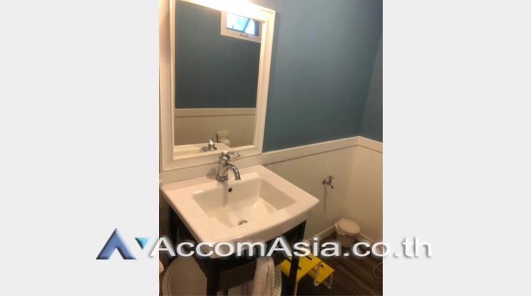 7  3 br House for rent and sale in Bang Na ,Bangkok BTS Bearing at Fantasia Villa 3  AA22116