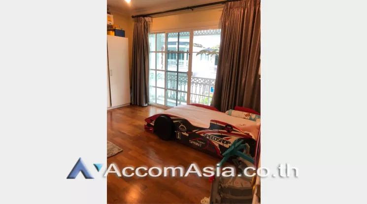 8  3 br House For Rent in Bangna ,Bangkok BTS Bearing at Fantasia Villa AA22116