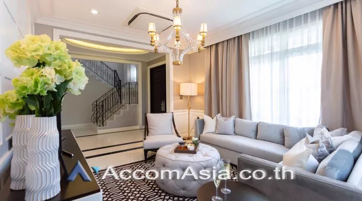  4 Bedrooms  House For Rent in Bangna, Bangkok  (AA22141)