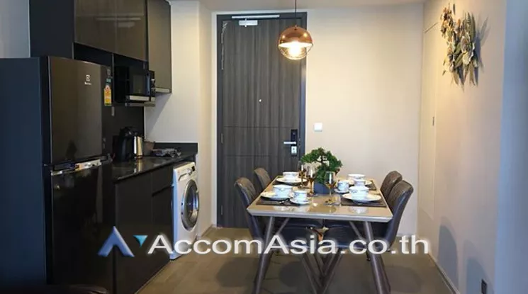 unit 2 Bedrooms  Condominium For Rent in Sukhumvit, Bangkok  near BTS Asok - MRT Sukhumvit (AA22170)