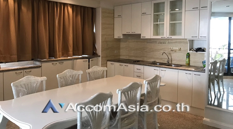 unit 2 Bedrooms  Condominium For Rent in Sukhumvit, Bangkok  near BTS Asok - MRT Sukhumvit (AA22180)
