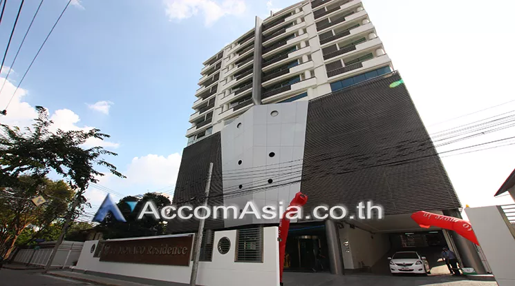  5 Bedrooms  Condominium For Sale in Phaholyothin, Bangkok  near BTS Ari (AA22187)