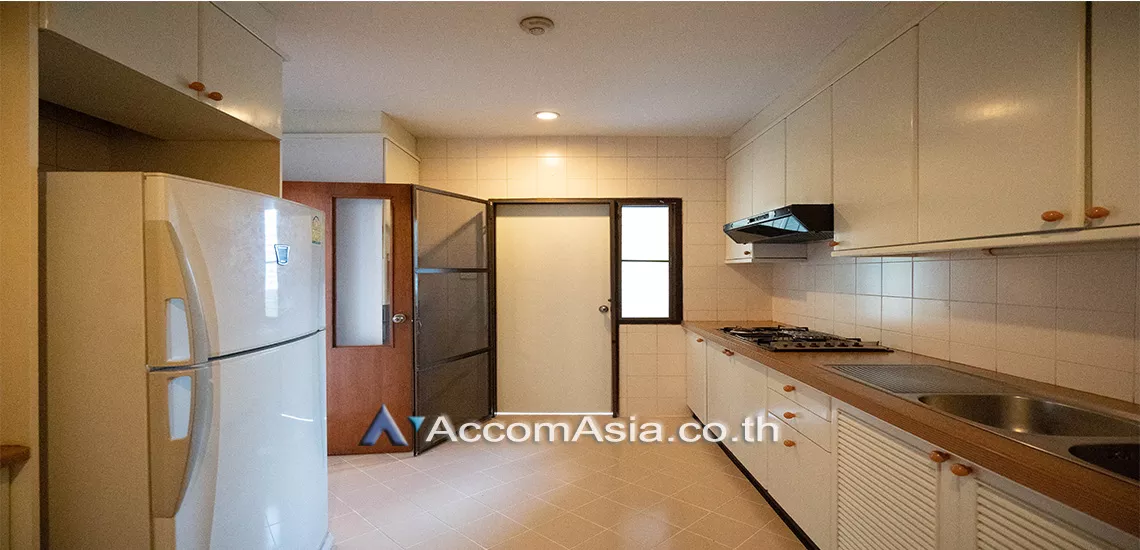  1  3 br Apartment For Rent in Sukhumvit ,Bangkok BTS Asok - MRT Sukhumvit at Suite For Family AA22191
