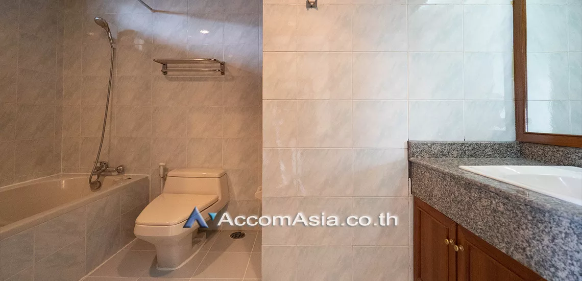 8  3 br Apartment For Rent in Sukhumvit ,Bangkok BTS Asok - MRT Sukhumvit at Suite For Family AA22191