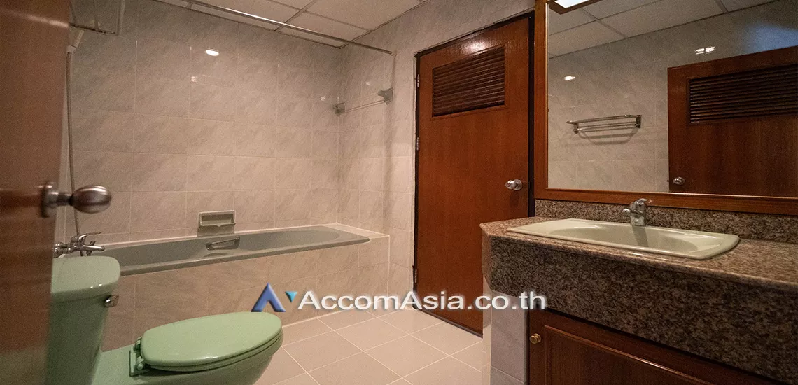 9  3 br Apartment For Rent in Sukhumvit ,Bangkok BTS Asok - MRT Sukhumvit at Suite For Family AA22191