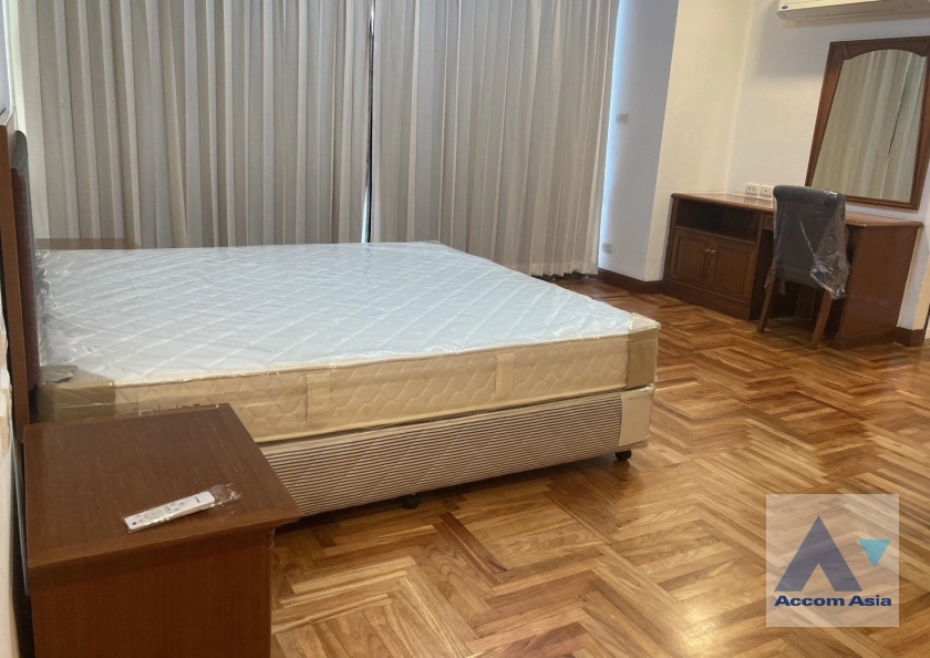 8  3 br Apartment For Rent in Sukhumvit ,Bangkok BTS Asok - MRT Sukhumvit at Suite For Family AA22191