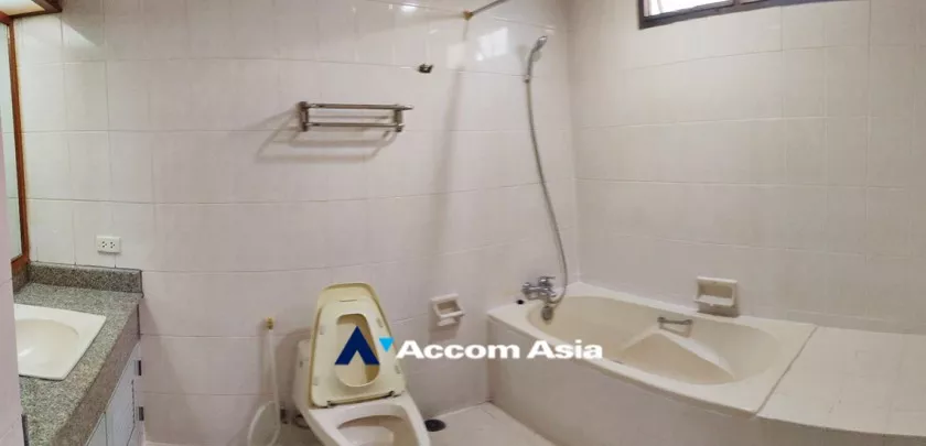 6  3 br Apartment For Rent in Sukhumvit ,Bangkok BTS Asok - MRT Sukhumvit at Suite For Family AA22192