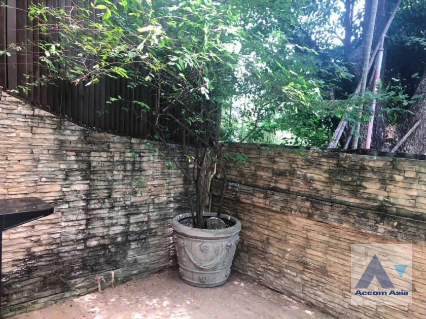 18  4 br Townhouse for rent and sale in Sukhumvit ,Bangkok BTS Ekkamai at Lotus Point Ekkamai AA22196