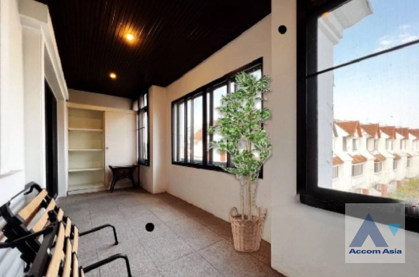 16  4 br Townhouse for rent and sale in Sukhumvit ,Bangkok BTS Ekkamai at Lotus Point Ekkamai AA22196