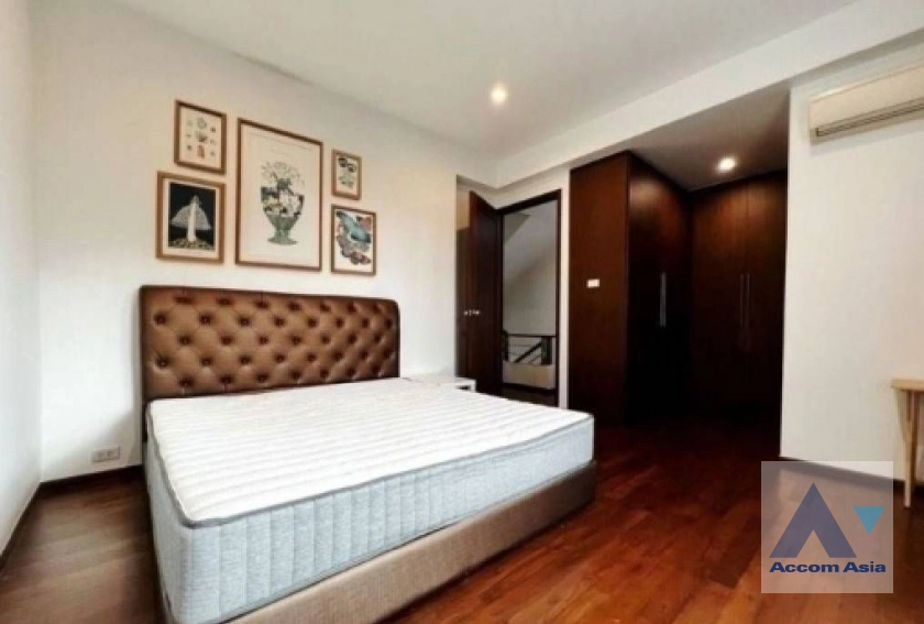 11  4 br Townhouse for rent and sale in Sukhumvit ,Bangkok BTS Ekkamai at Lotus Point Ekkamai AA22196
