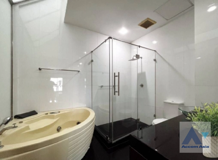 14  4 br Townhouse for rent and sale in Sukhumvit ,Bangkok BTS Ekkamai at Lotus Point Ekkamai AA22196