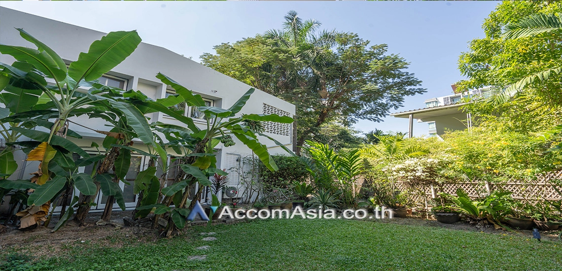 unit 3 Bedrooms  House For Rent in Sukhumvit, Bangkok  near BTS Thong Lo (9006501)