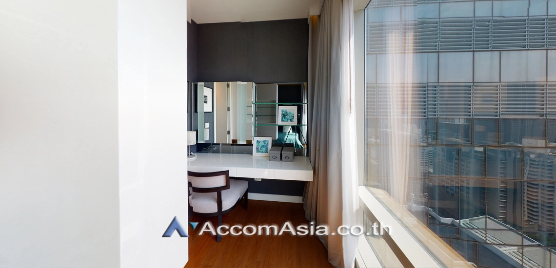 17  2 br Condominium for rent and sale in Ploenchit ,Bangkok BTS Ratchadamri - MRT Silom at 185 Rajadamri AA22218