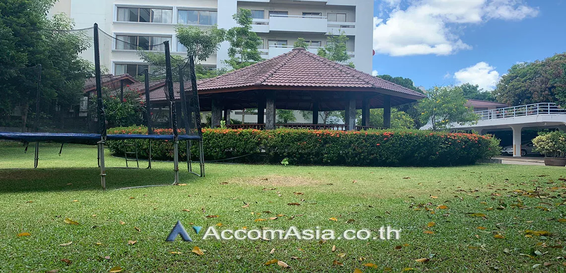 11  4 br Apartment for rent and sale in Phaholyothin ,Bangkok BTS Saphan-Kwai at Heart of Phaya Thai AA22220