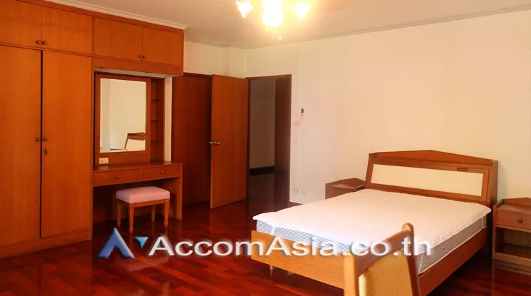 4  4 br Apartment for rent and sale in Phaholyothin ,Bangkok BTS Saphan-Kwai at Heart of Phaya Thai AA22220