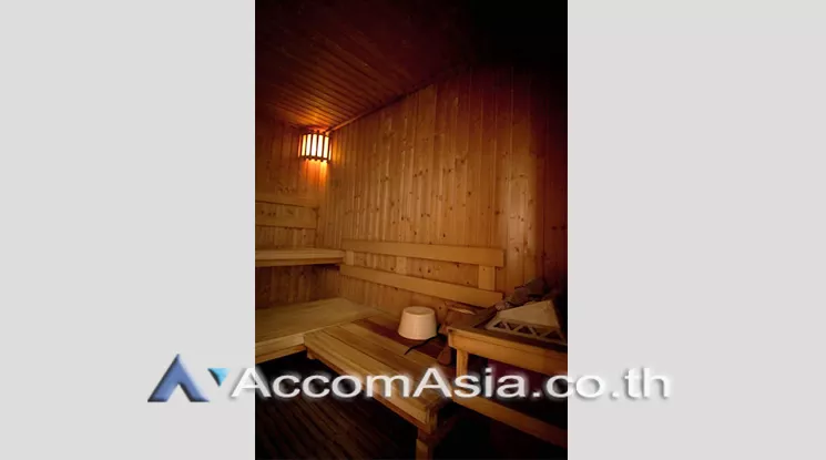 6  4 br Apartment for rent and sale in Phaholyothin ,Bangkok BTS Saphan-Kwai at Heart of Phaya Thai AA22220