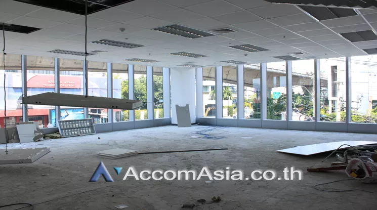unit Office space For Rent in Sukhumvit, Bangkok  near BTS Phra khanong (AA22236)