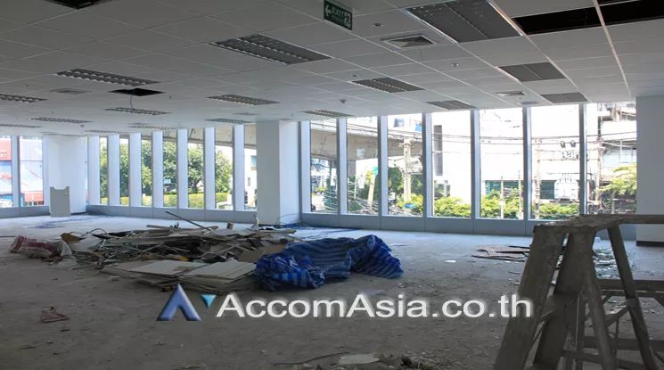 4  Office Space For Rent in Sukhumvit ,Bangkok BTS Phra khanong at Summer Hub AA22236