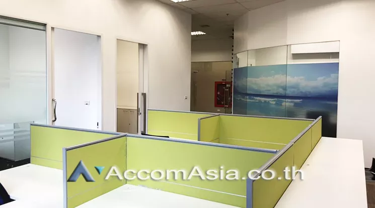  Office space For Rent in Sukhumvit, Bangkok  near BTS Phrom Phong (AA22248)