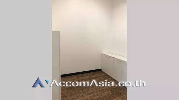 4  Office Space For Rent in Sukhumvit ,Bangkok BTS Phrom Phong at Metropolis The Luxury Office AA22248