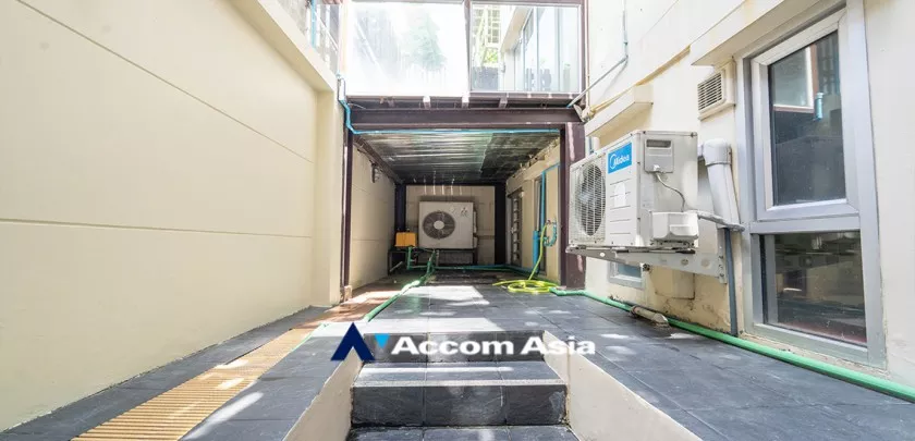 8  3 br Townhouse For Rent in Sathorn ,Bangkok BTS Chong Nonsi - MRT Khlong Toei at The Loft 110316