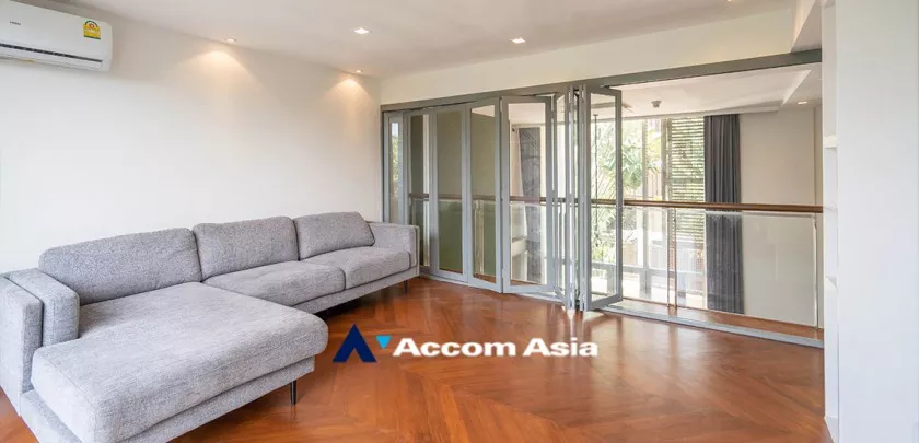 15  3 br Townhouse For Rent in Sathorn ,Bangkok BTS Chong Nonsi - MRT Khlong Toei at The Loft 110316