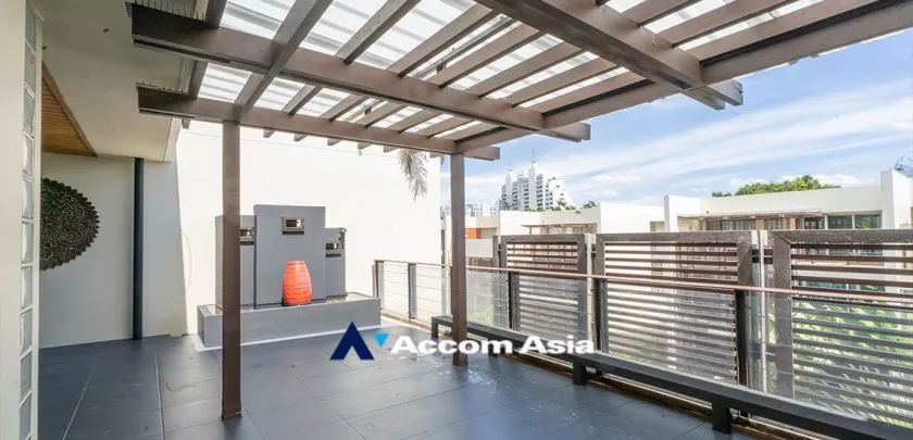 25  3 br Townhouse For Rent in Sathorn ,Bangkok BTS Chong Nonsi - MRT Khlong Toei at The Loft 110316