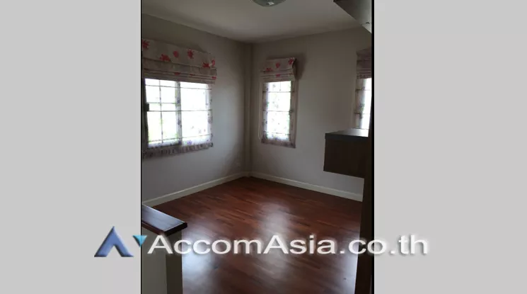 unit 3 Bedrooms  House For Rent in Samutprakan, Samutprakan  (AA22427)