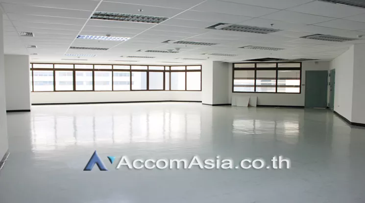 unit Office space For Rent in Ploenchit, Bangkok  near MRT Lumphini (AA22431)