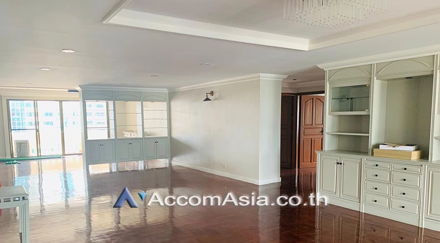 unit 3 Bedrooms  Condominium For Rent in Sukhumvit, Bangkok  near BTS Asok - MRT Sukhumvit (AA22435)