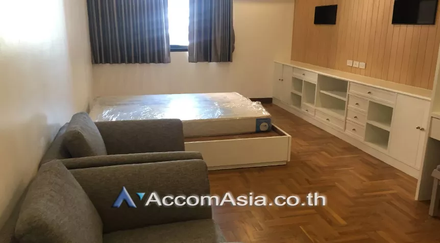 Pet friendly |  Premier Sukhumvit Condominium  2 Bedroom for Rent BTS Phrom Phong in Sukhumvit Bangkok