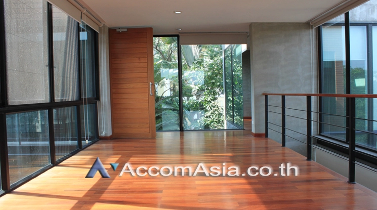 13  4 br House For Sale in Phaholyothin ,Bangkok BTS Ari AA22455