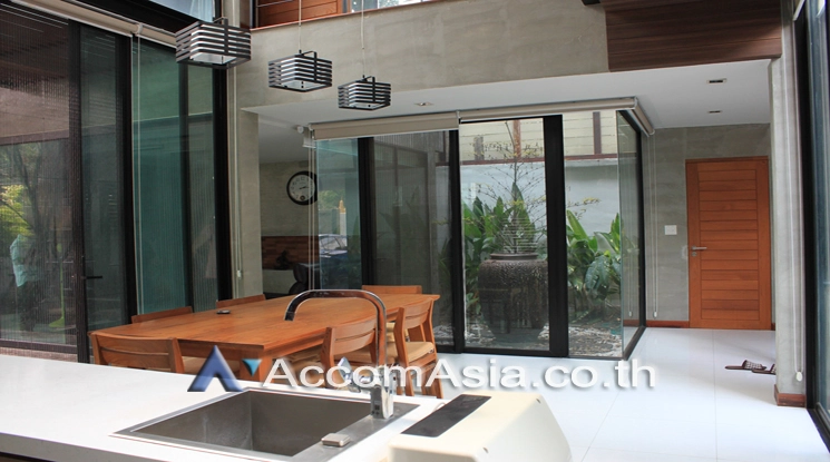  1  4 br House For Sale in Phaholyothin ,Bangkok BTS Ari AA22455
