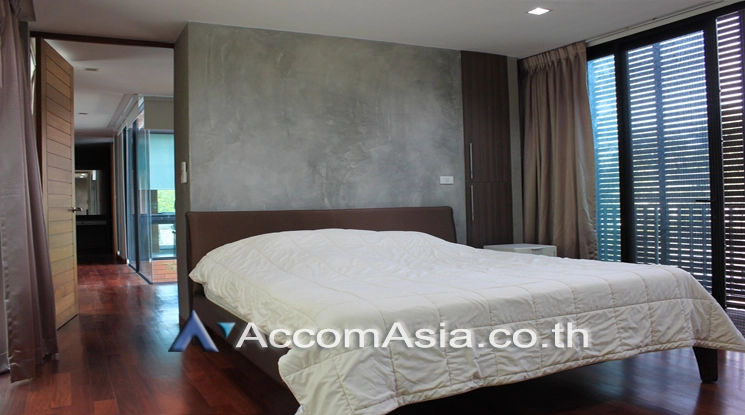 7  4 br House For Sale in Phaholyothin ,Bangkok BTS Ari AA22455