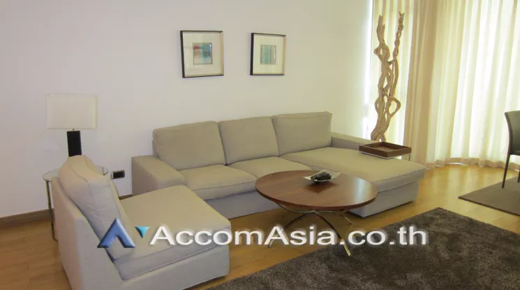  2 Bedrooms  Condominium For Rent in Phaholyothin, Bangkok  near BTS Ari (AA22461)